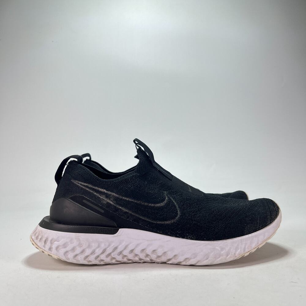 Nike Epic Phantom React Flyknit Black White Slip On BV0415-001 Women's Size 8.5